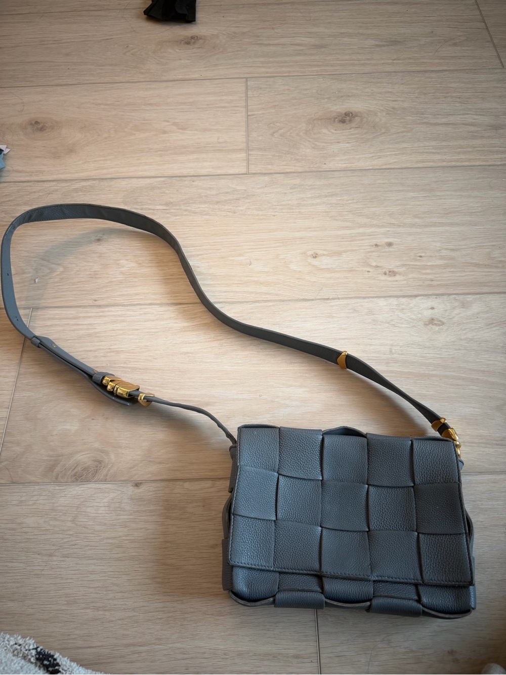 Bottega Veneta Gray Intrecciato Woven Leather Crossbody